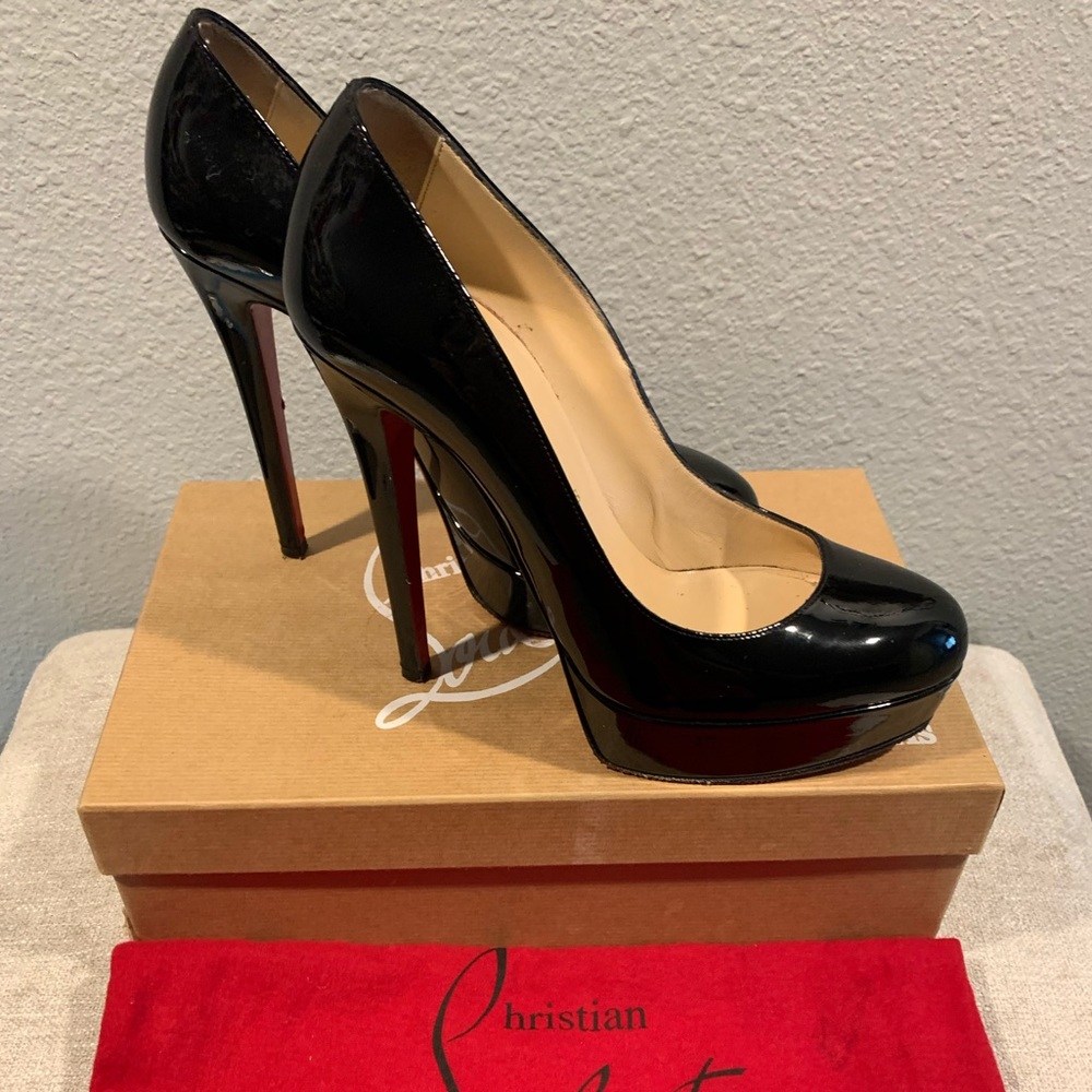 Christian Louboutin 👠